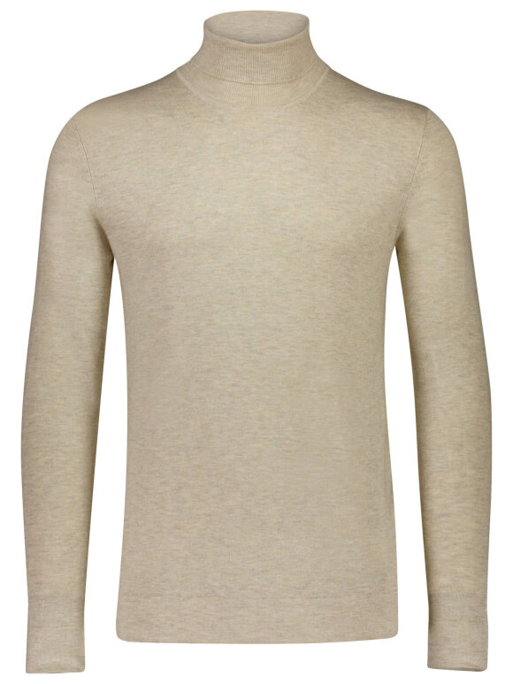 Lindbergh - Roll Neck knit.