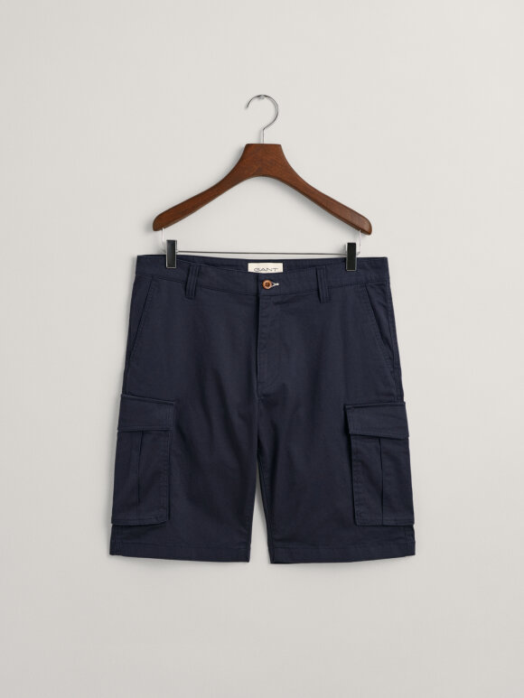 GANT - Relaxed Twill Cargo Shorts