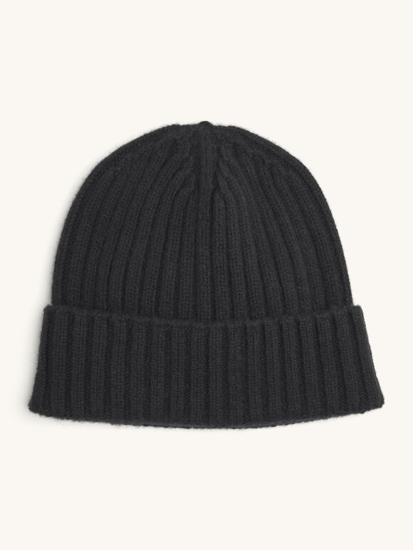 Oscar Jacobson - Knitted Cashmere Beanie